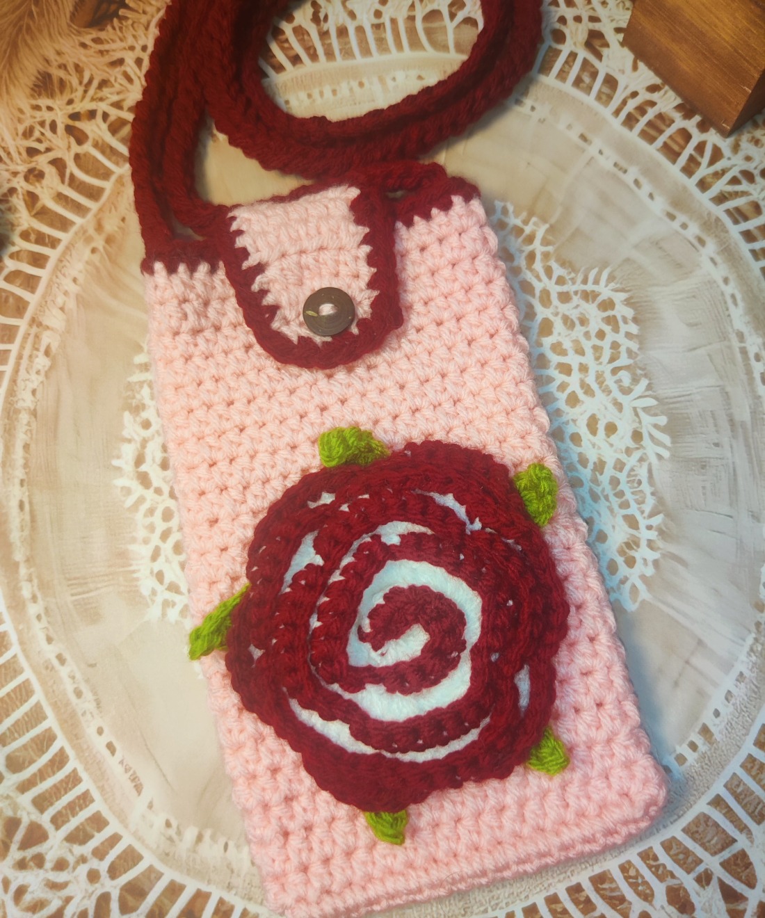 Rose Mobile Pouch