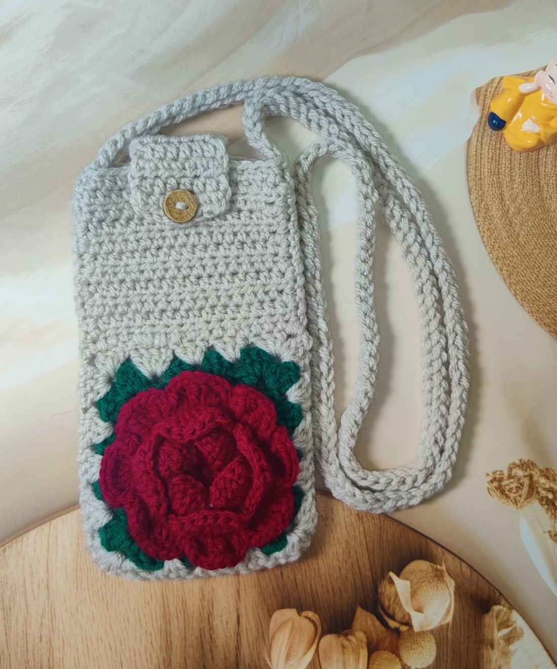 Textured Rose Mobile Pouch